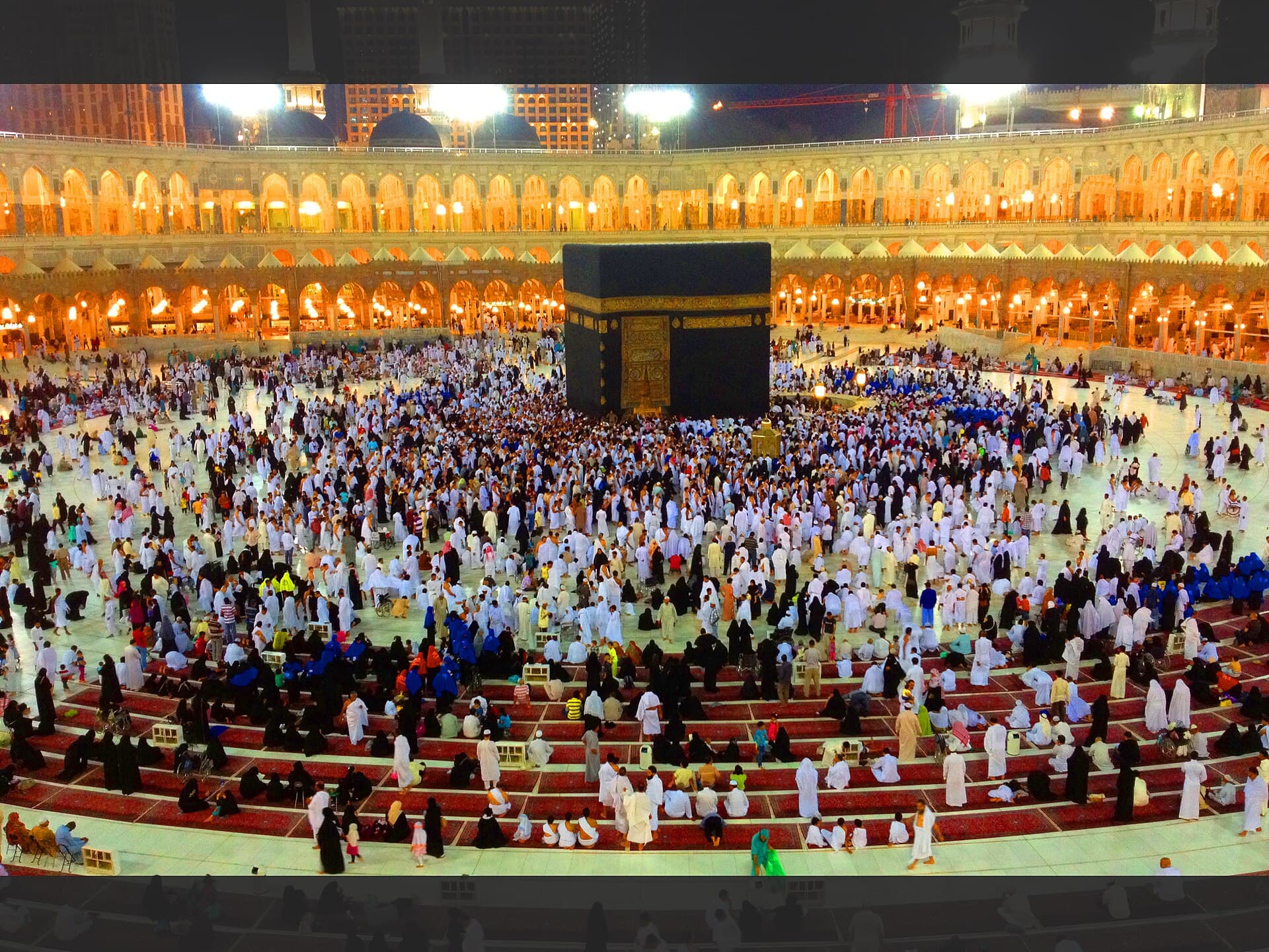 عمرة محرم — مستوى 4 نجوم